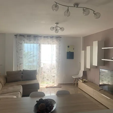 Piso Adrimar 加鲁查